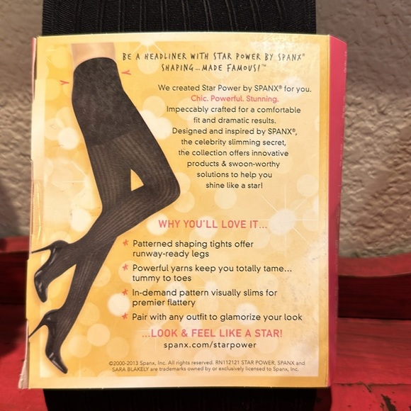 NWT Spanx Center Stage Patterned Shaping Tights Size C  Ribbed Row - Picture 3 of 5